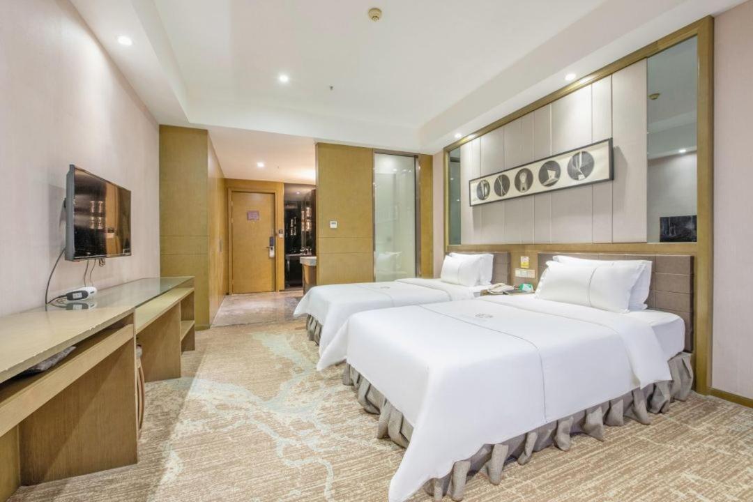 Lnsail Hotel Shenzhen Luohu Port Railway Station Экстерьер фото