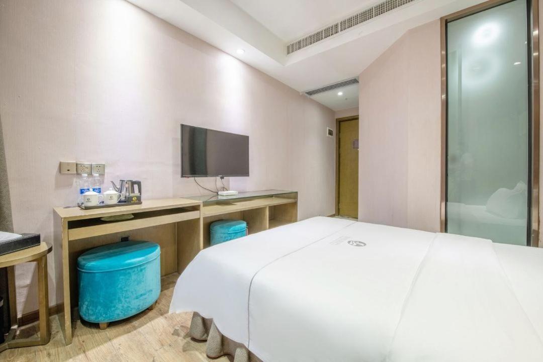Lnsail Hotel Shenzhen Luohu Port Railway Station Экстерьер фото