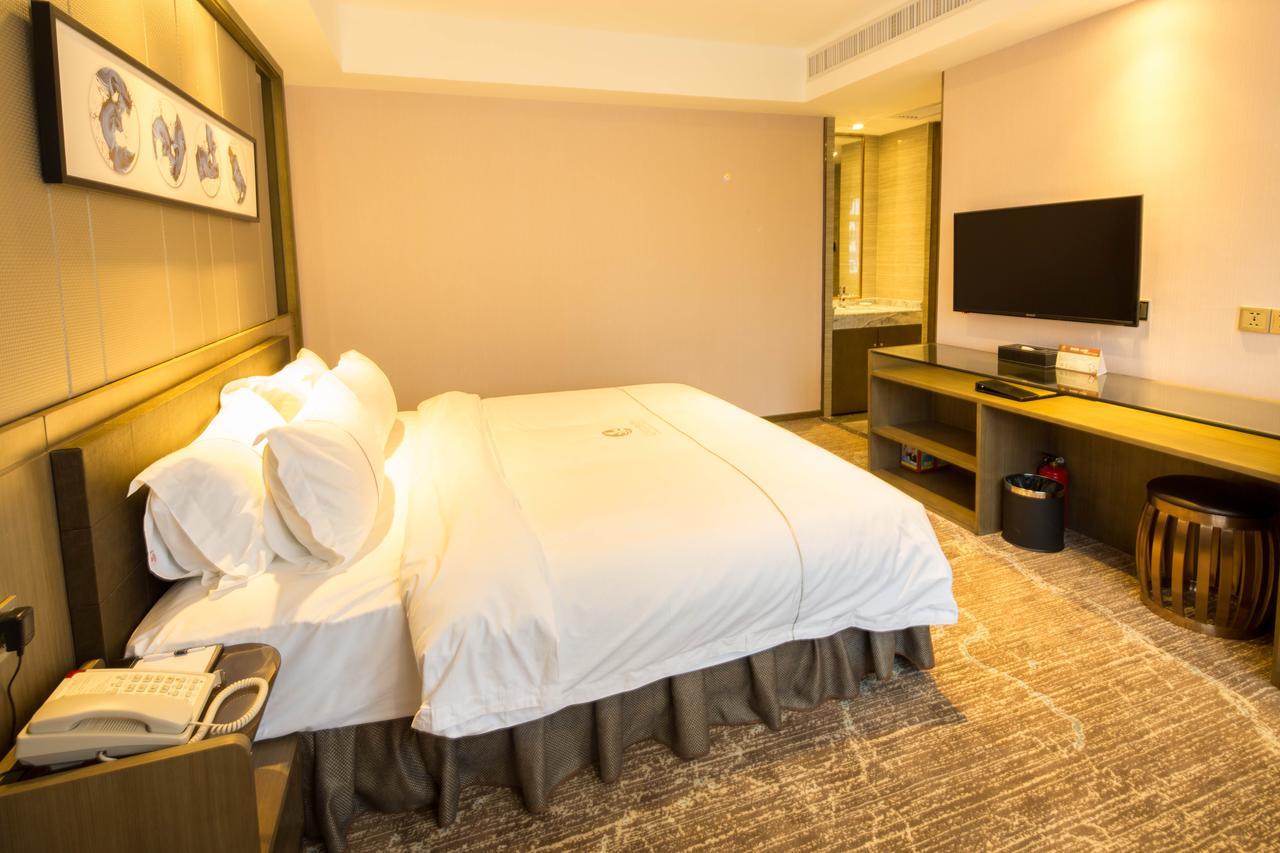 Lnsail Hotel Shenzhen Luohu Port Railway Station Экстерьер фото