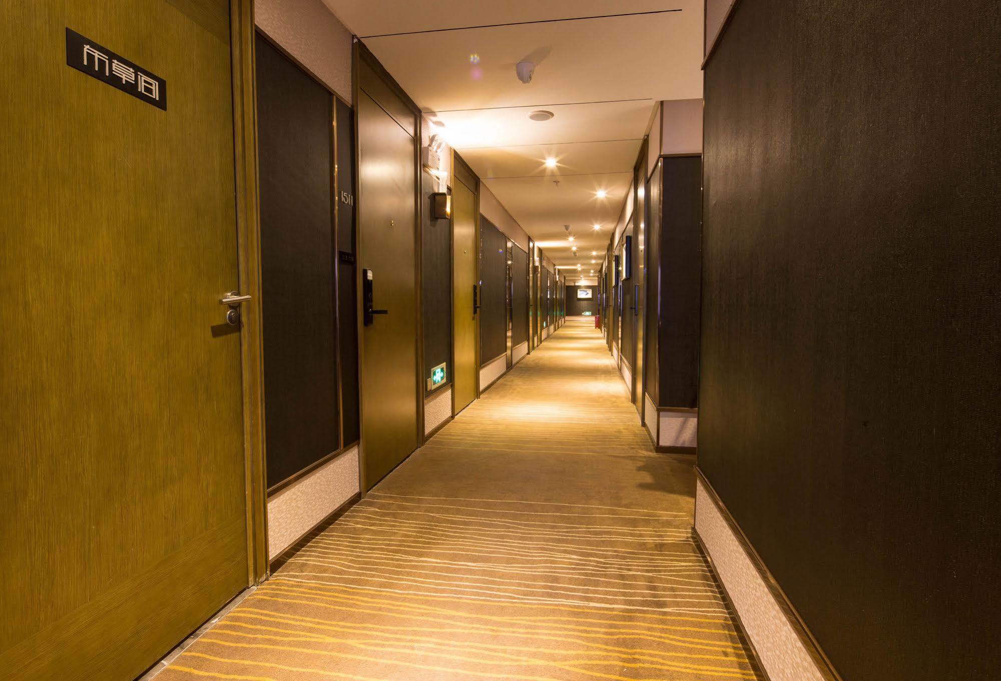 Lnsail Hotel Shenzhen Luohu Port Railway Station Экстерьер фото